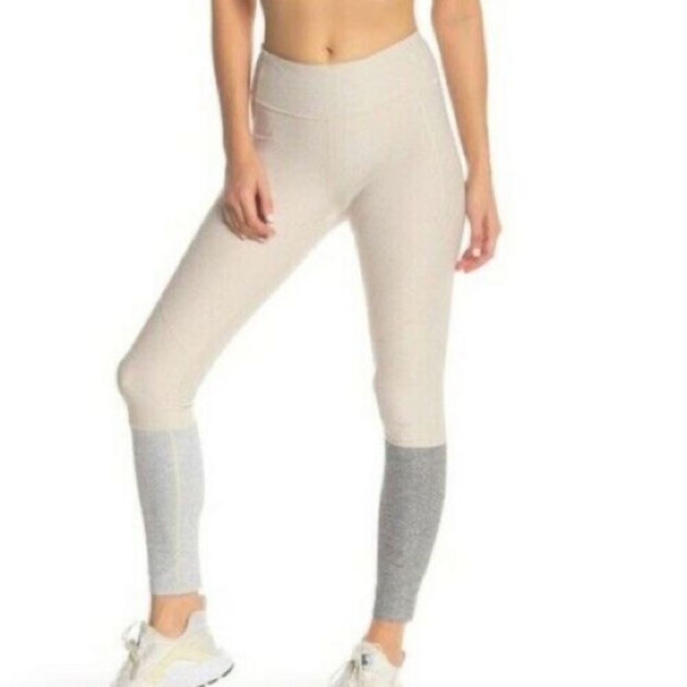 Outdoor Voices color block leggings size small